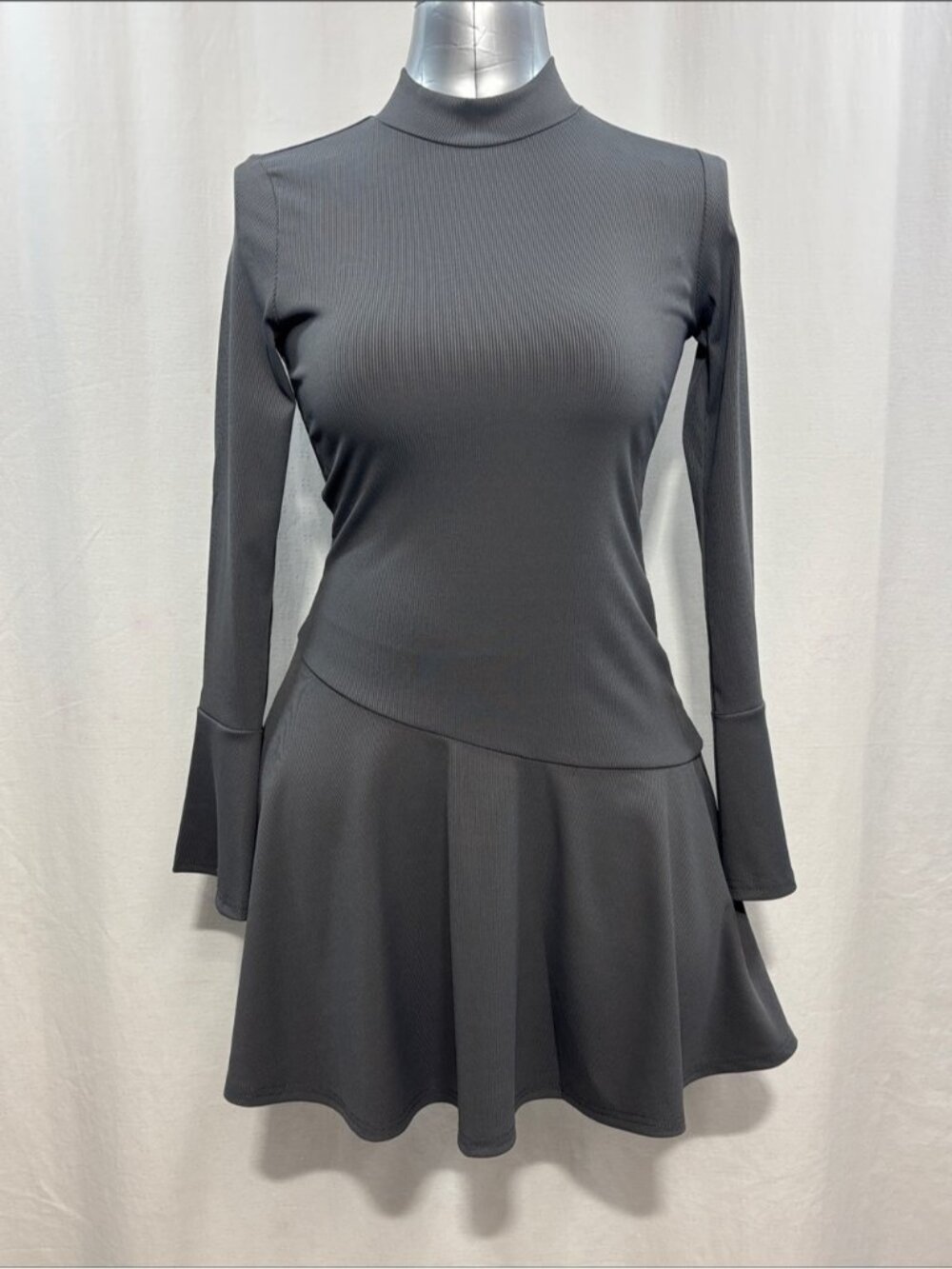 Mock Neck Grey Long-Sleeve Fit & Flare Dress Small